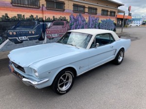 1966 mustang light blue (2)