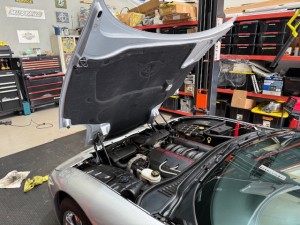 97 corvette silver engine (1)